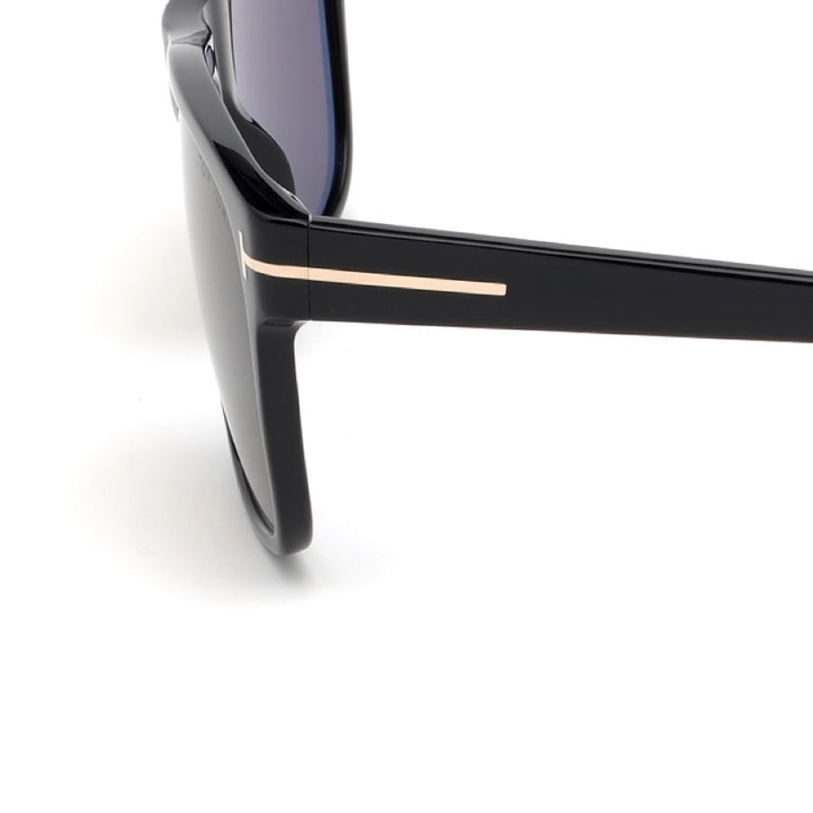 Tom ford giulio store